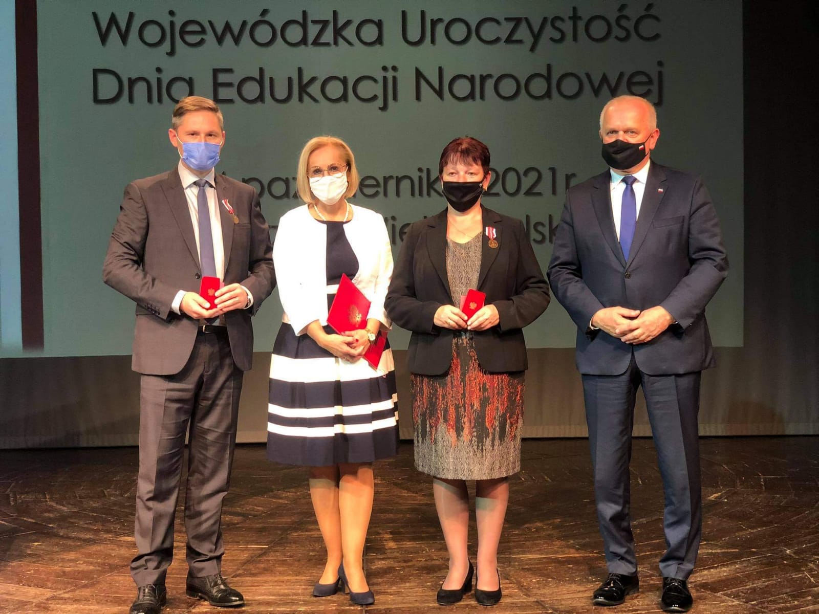 medal komisji edukacji narodowej burmistrz lubniewic 2021